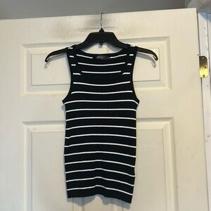 Zesica Black and White Striped Tank Top Size Medium